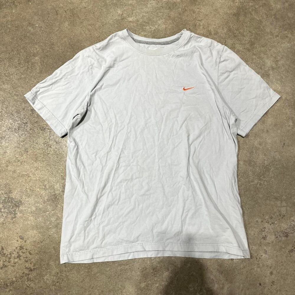 Nike Men's Grey and Blue T-shirt